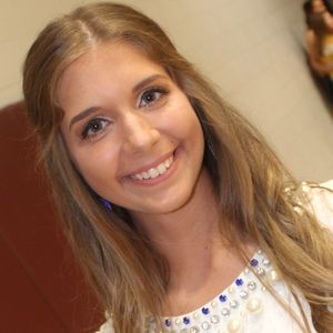 Meet your Posher, Abigail